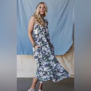 Three Bird Nest Field Ready Maxi Dress, Size Medium